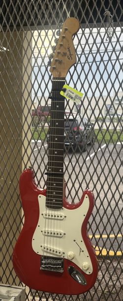 Squier Mini Stratocaster Electric Guitar - Dakota Red, Laurel Fingerboard