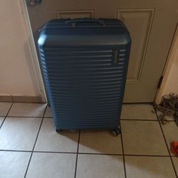 American Tourister Stratum 3.0 28" Hardside Expandable Luggage