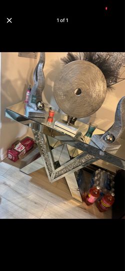 Crystal silver Stand