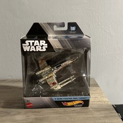 Star Wars X-wing Fighter  (Red Three) ***CHASE**** # 18