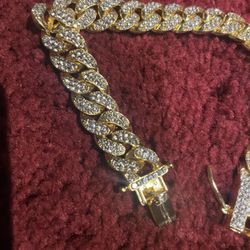 Bundle Deal $80. all are new (5) Pieces ObO