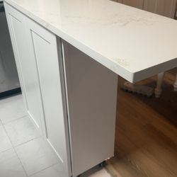 Quartz Breakfast Bar