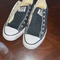 Black converse $10