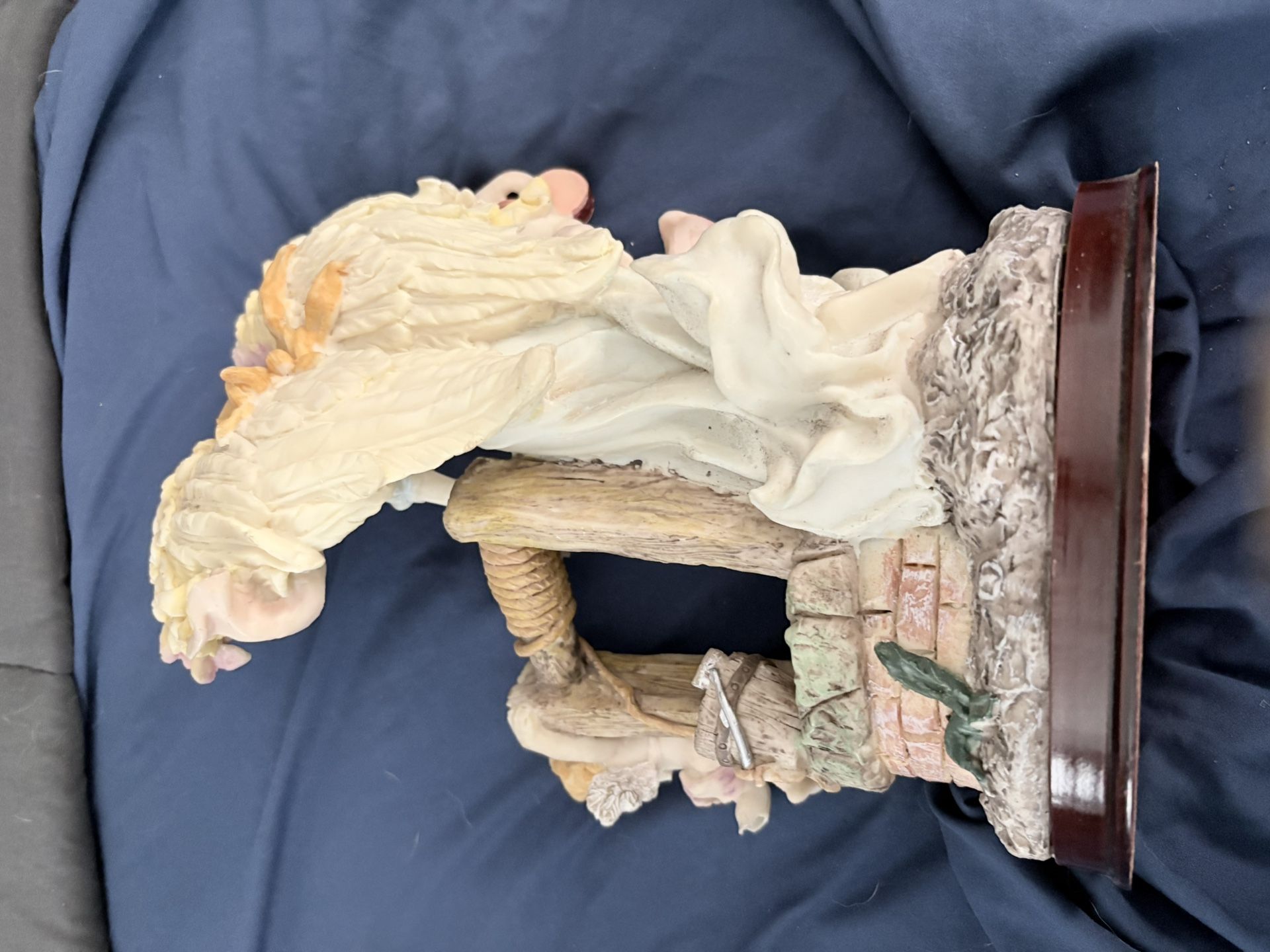 Large Angel Figurine Cherubs Well Yanglin Collection Resin Statue Display Piece