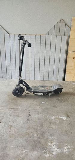 Razor Electric Scooter E100