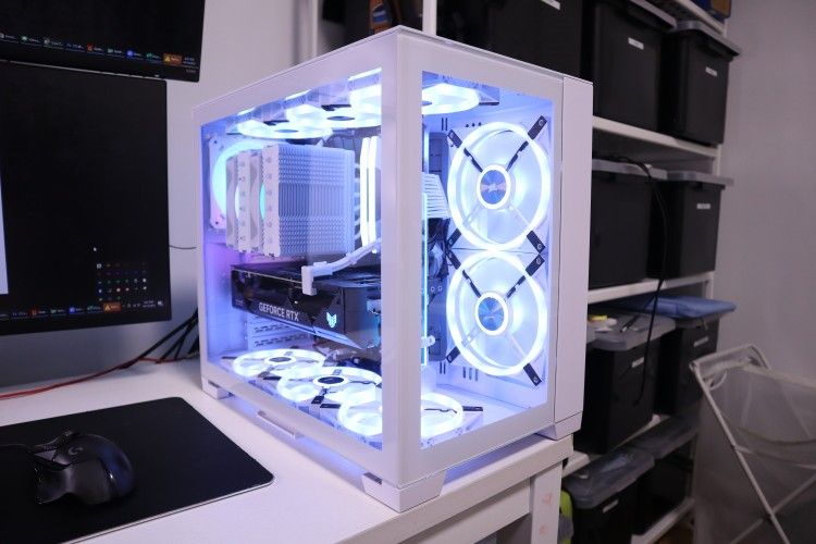 Gaming PC - Lian li i7 64gb Ram DDR5 NVMe PCIE Gen 5