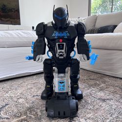 Transforming Batman Bat-tech Batbot Toy