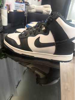 Nike dunks mid size 8 men