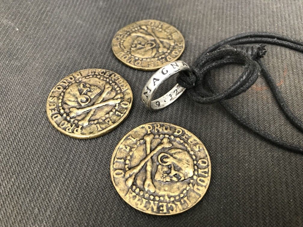 Uncharted 2 3 4 A Theifs End Sigil Pirate Coin Nathan Drake Sir Francis Ring Necklace Cosplay Naughty Dog PS4