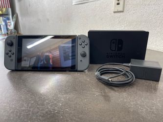 Nintendo Switch Hand Held Console HAC-001 Black/Grey W/ Accessories