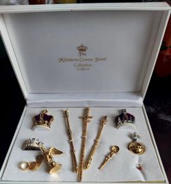 THE MINIATURE CROWN JEWEL COLLECTION