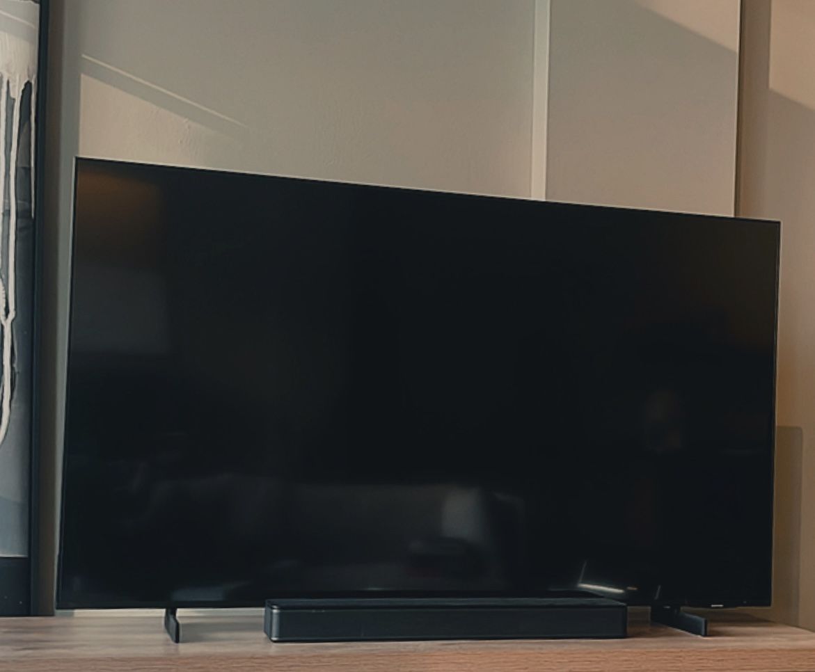 55β Samsung Crystal UHD 4K Smart TV