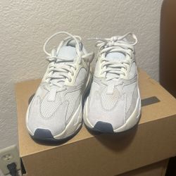 Yeezy Boost 700