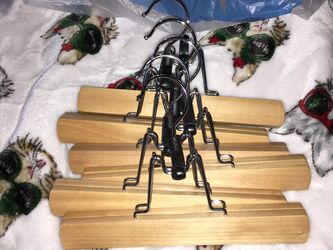 6 Small Wood hangers