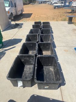Lot of 12-27Gallon Storage Bin containers