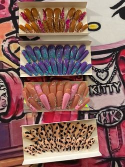 Custom Press-On Nail Sets