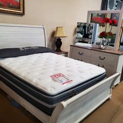 4pc Queen Bedroom Set