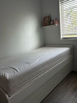 IKEA SKÄLT BED FRAME w/ PULL-Out trundle+Storage+BOTH mattresses included