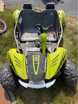Power Wheels Dune Racer
