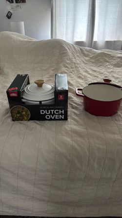 Dutch oven brand new