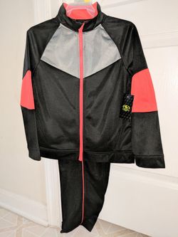 Brand New with Tag Boys 8T Set