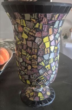 Pretty vase