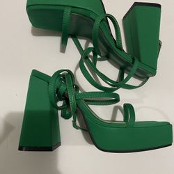New! Green Block Heels Size: 5.5