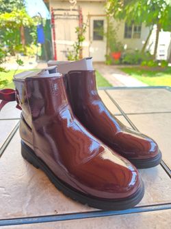 GAP Maroon Patent Leather Bow Boots Used Size 4
