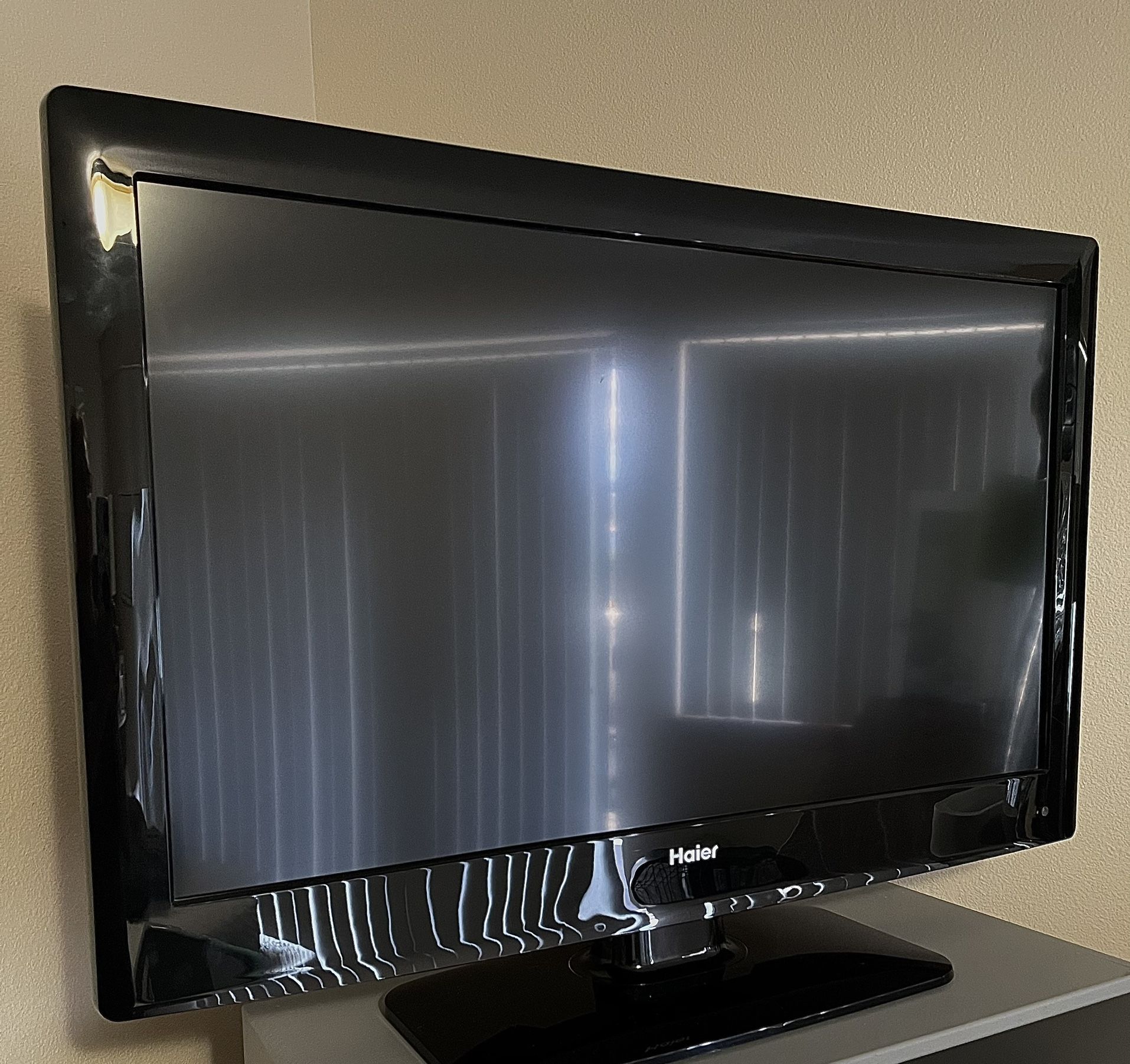 45 inch Haier TV