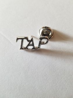 Tap pin/brooch