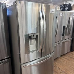 LG French Door Refrigerator For Sale!!