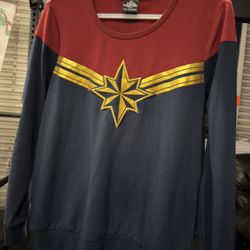 Captain Marvel  Size L