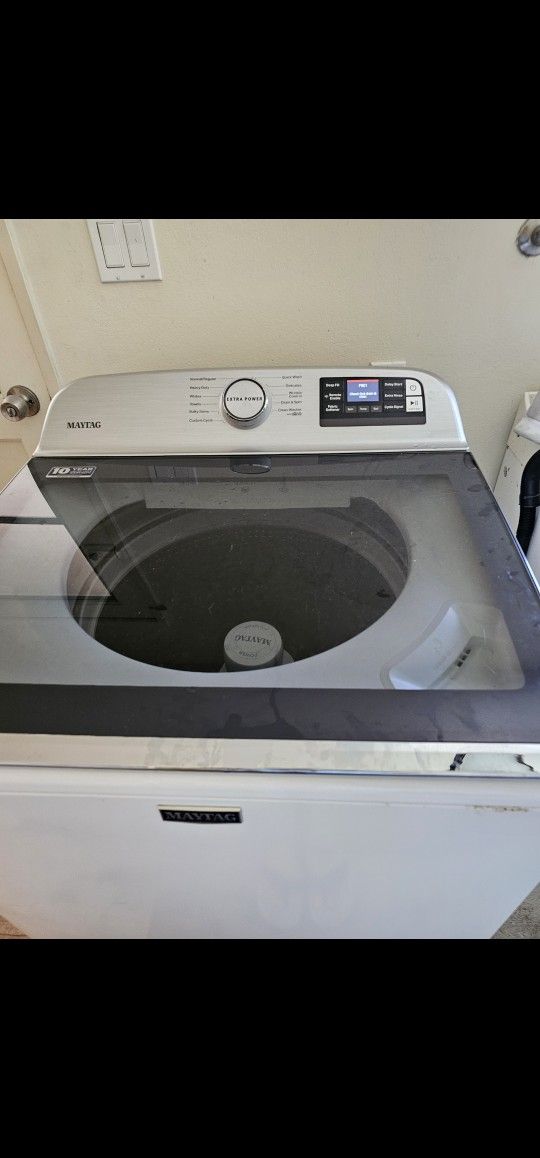 Maytag Washer. (For Parts)