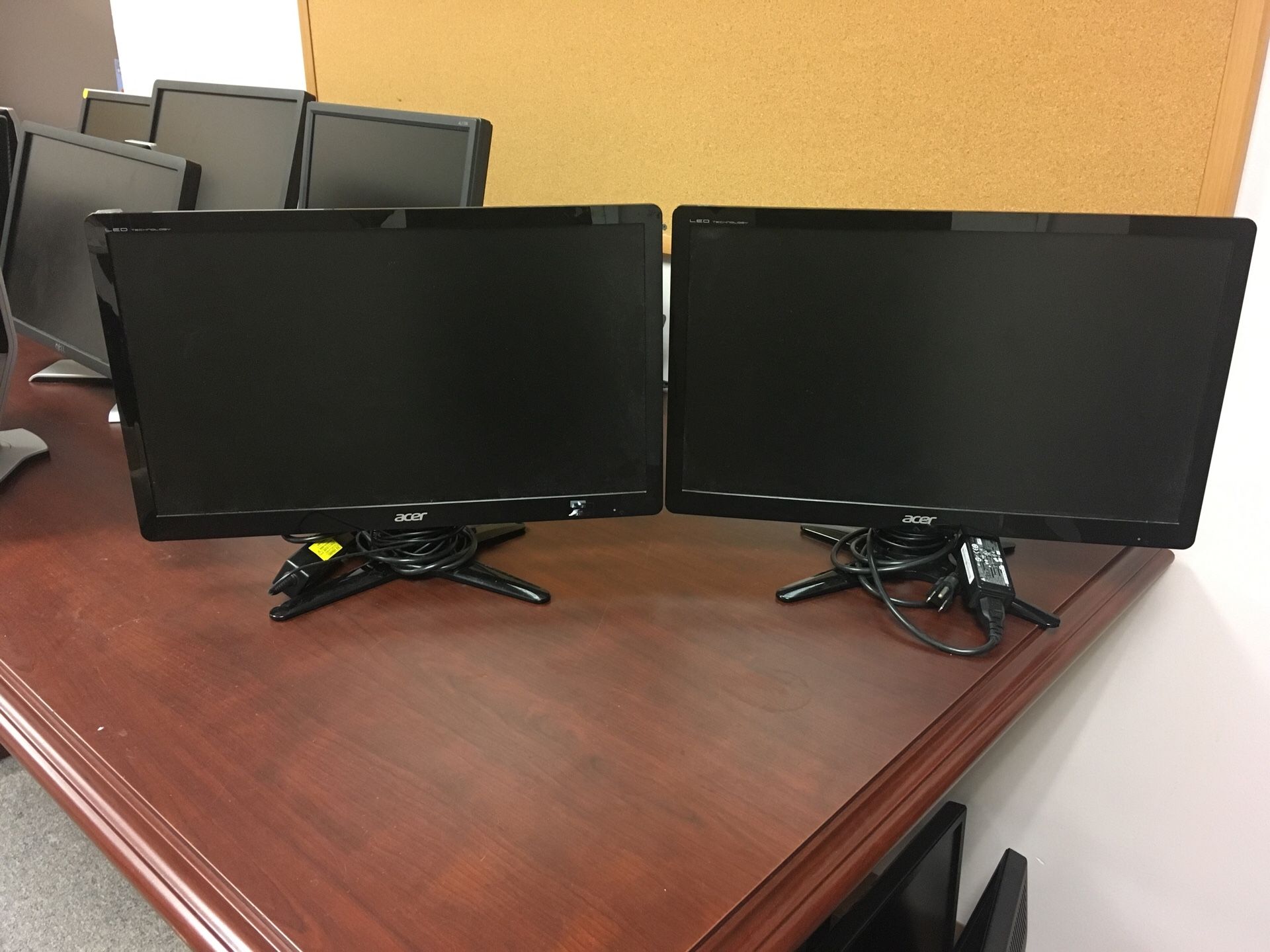 Pair Acer 20’ Widescreen Computer Monitors