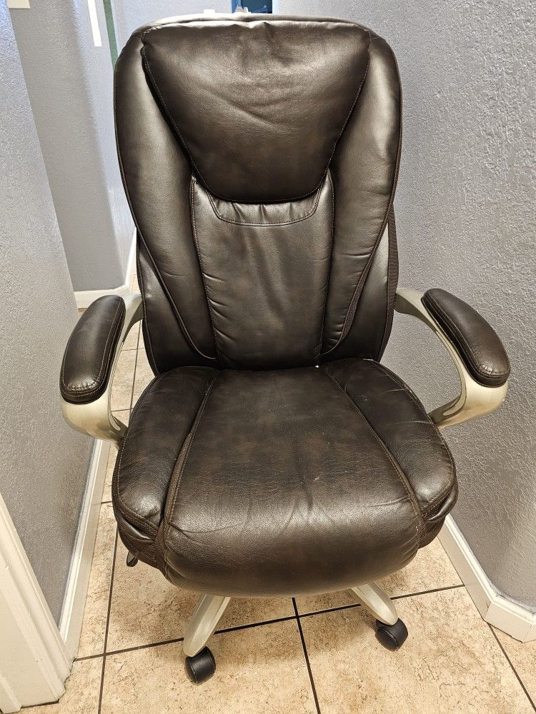 Serta Desk Chair