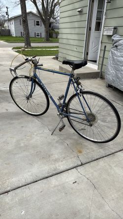 Raleigh Road Bike