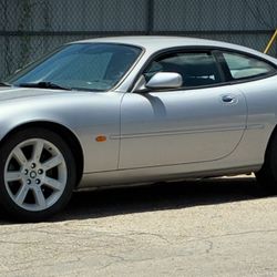 2003 Jaguar XK8