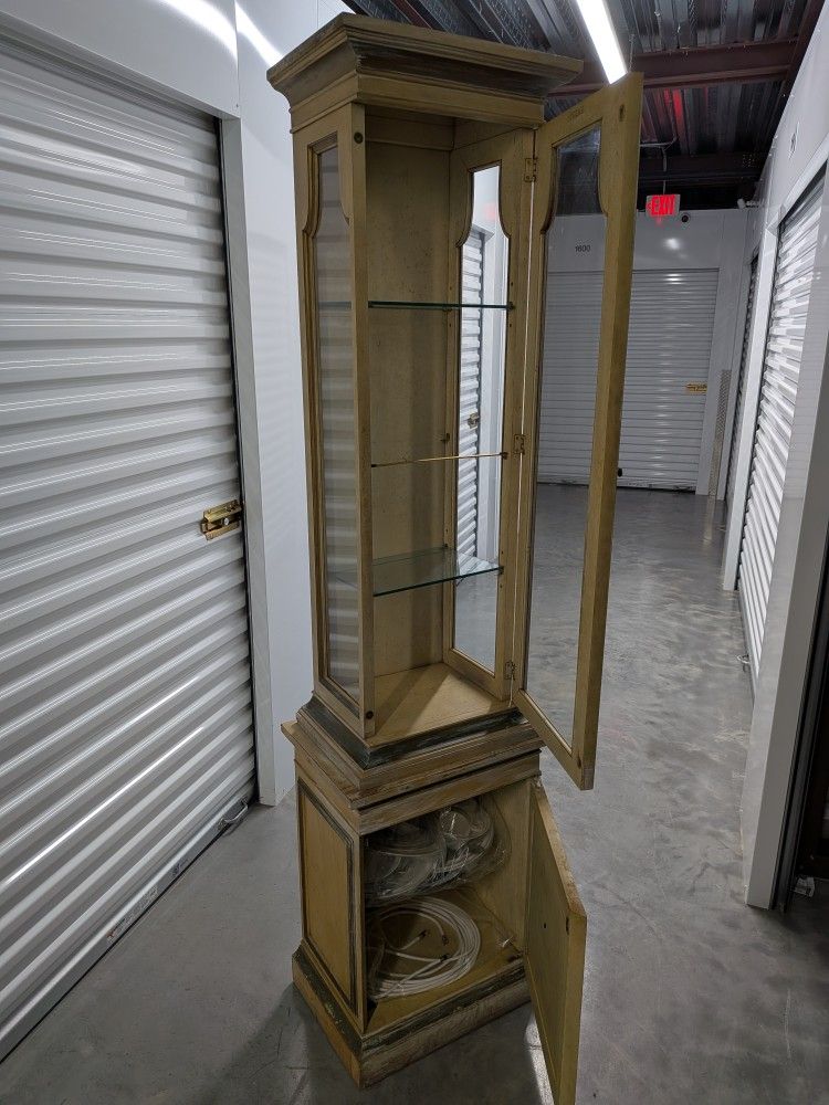 $75 Home Decor Display