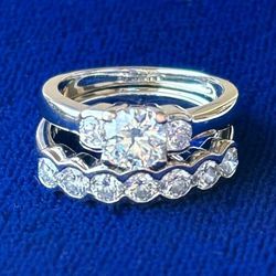 Women’s Diamond Wedding Ring Set