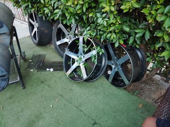 6 lugs Rims 24 Or Trade
