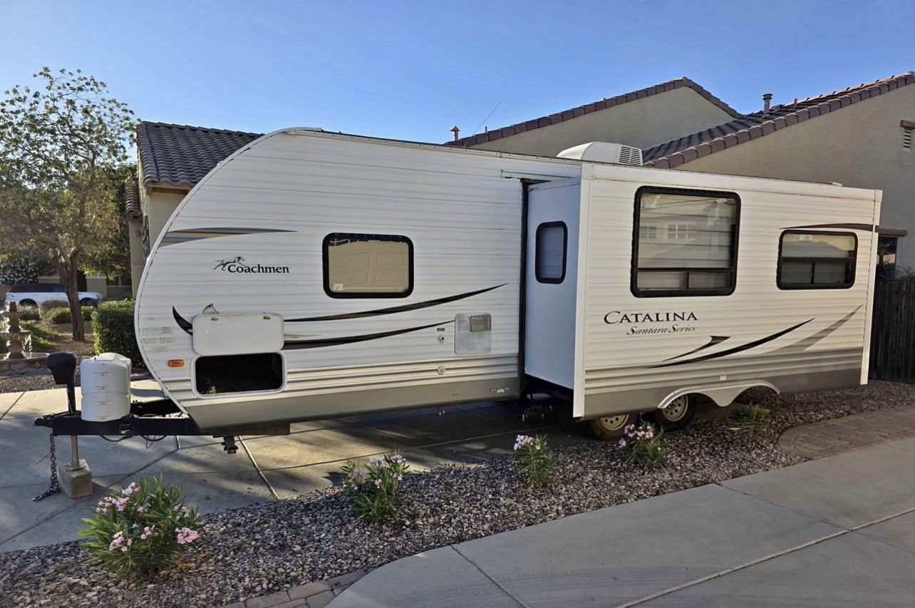 2013 Coachmen Catalina Santana