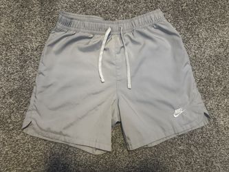 NIKE men's shorts, size small, light grey