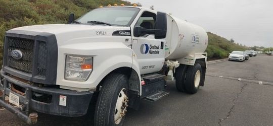 2019 FORD F-750 2K Water Truck-Non CDL