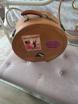 Vintage round luggage