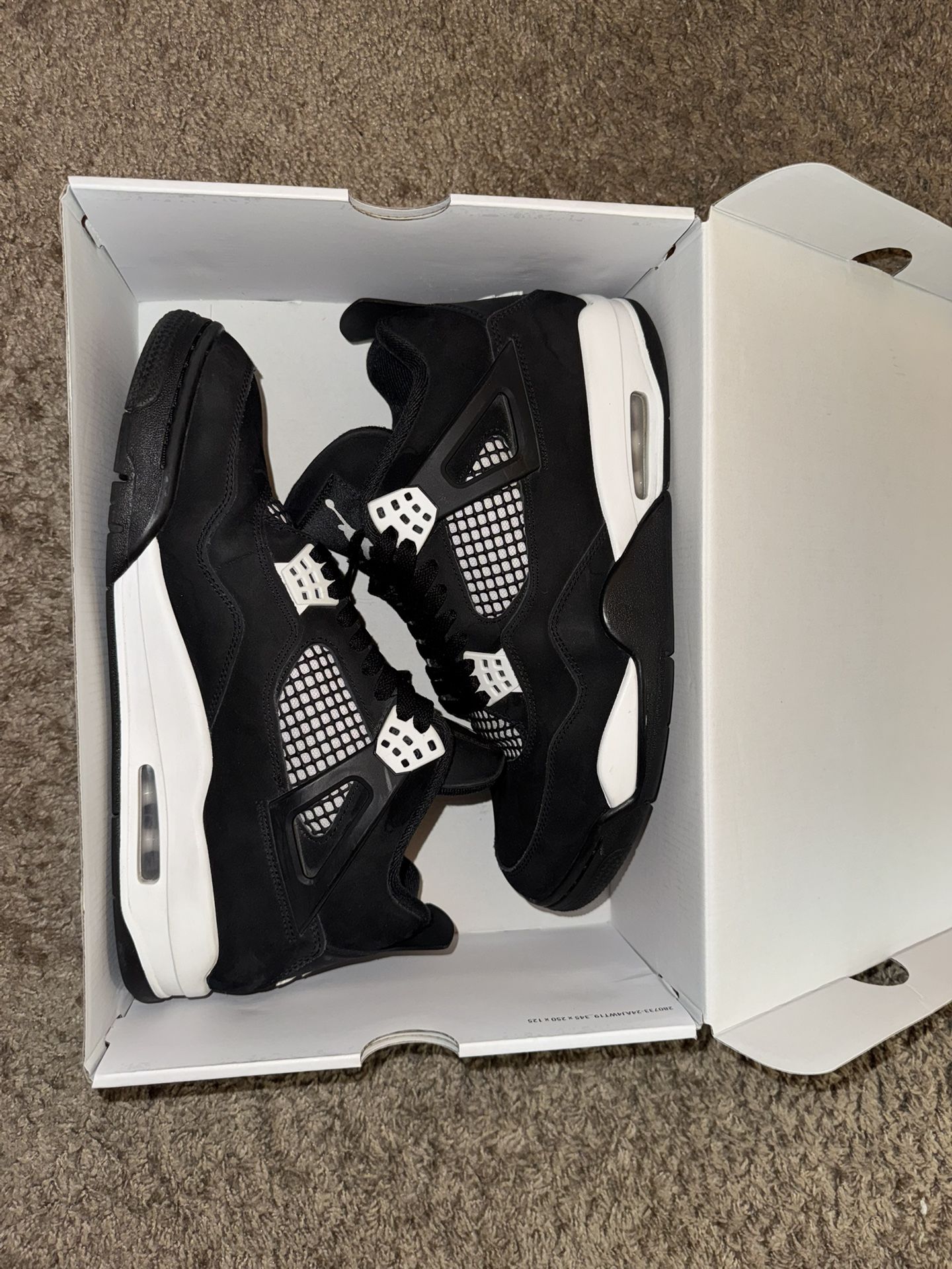 Air Jordan 4 Retro  display picture 3