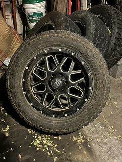 Tires With Rim 295/55 R20