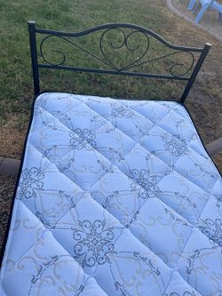 Twin bed