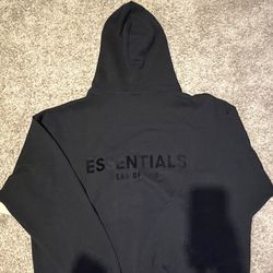 BLACK ESSENTIALS HOODIE ADULT MEDIUM