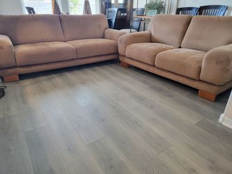 Bassett sofa and lovesear