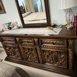 Vintage 3 Piece Bedroom Set